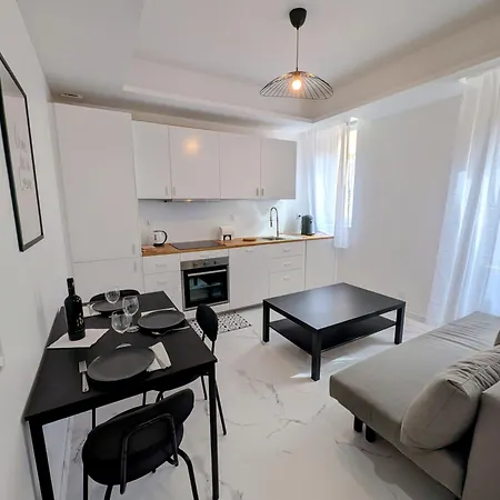 La Cap D Ail Apartment